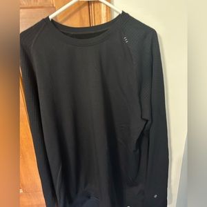 Black engineered warmth long sleeve crewneck